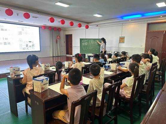 https://www.xxmu.edu.cn/__local/4/AF/B8/5B10685563F110365AD4F0C046A_0FF0F863_343669.jpg